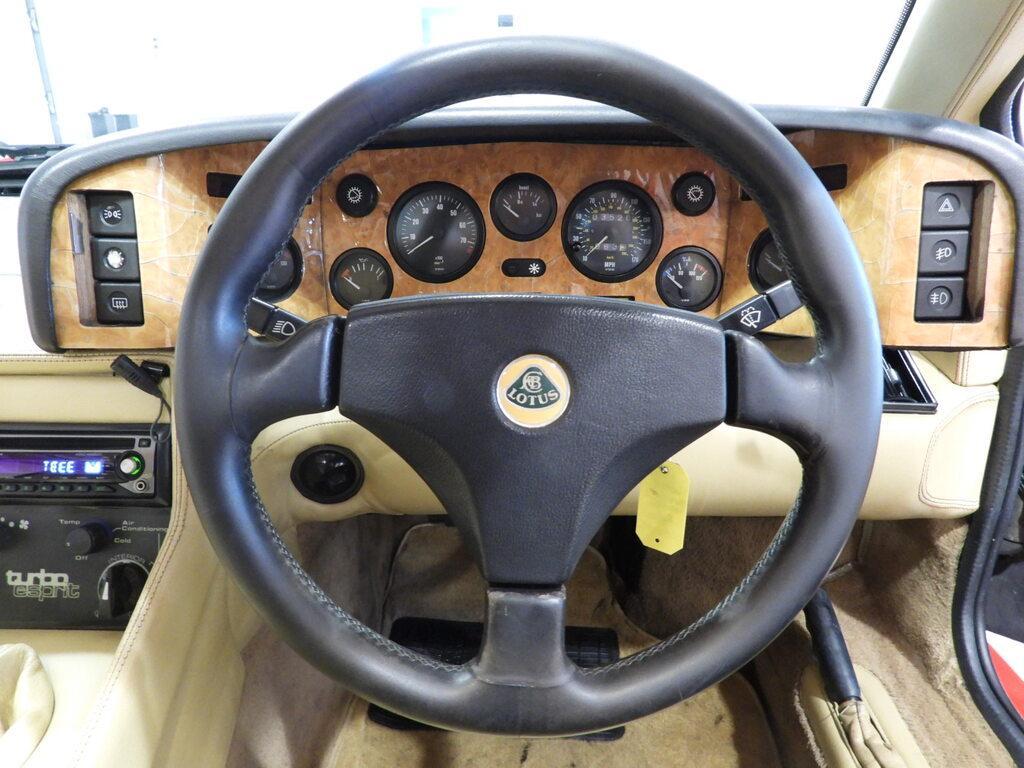 Lotus Esprit 2.2 i Turbo SE