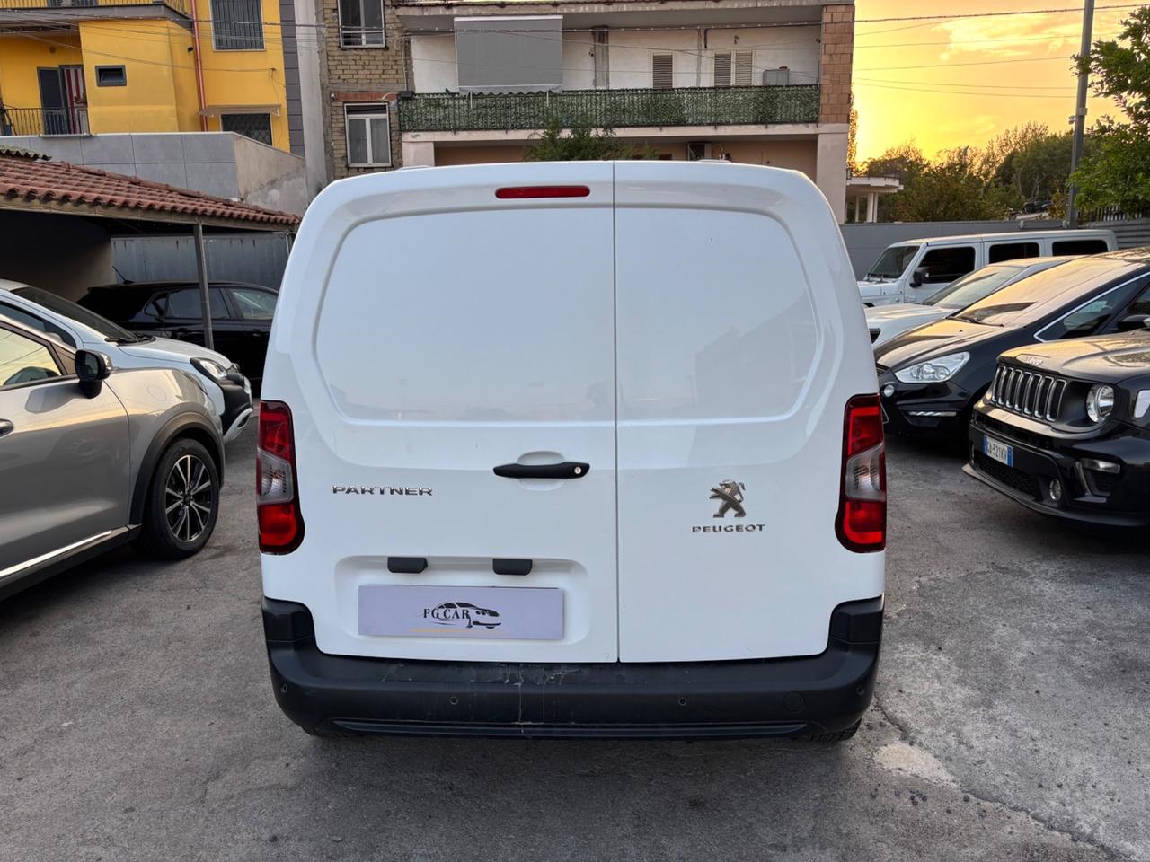 Peugeot Partner BlueHDi 130 EAT8 S&S PL Furgone Premium