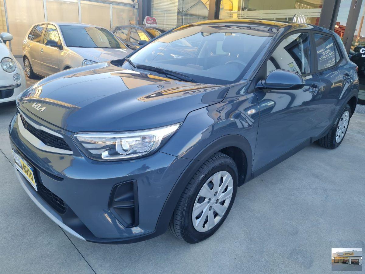 KIA Stonic 1.2 Benzina-Neopatentati-Anno 2022