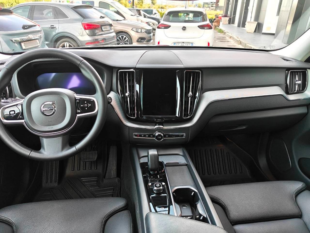 VOLVO XC60 (2017-->) XC60 B5 AWD automatico Ult...