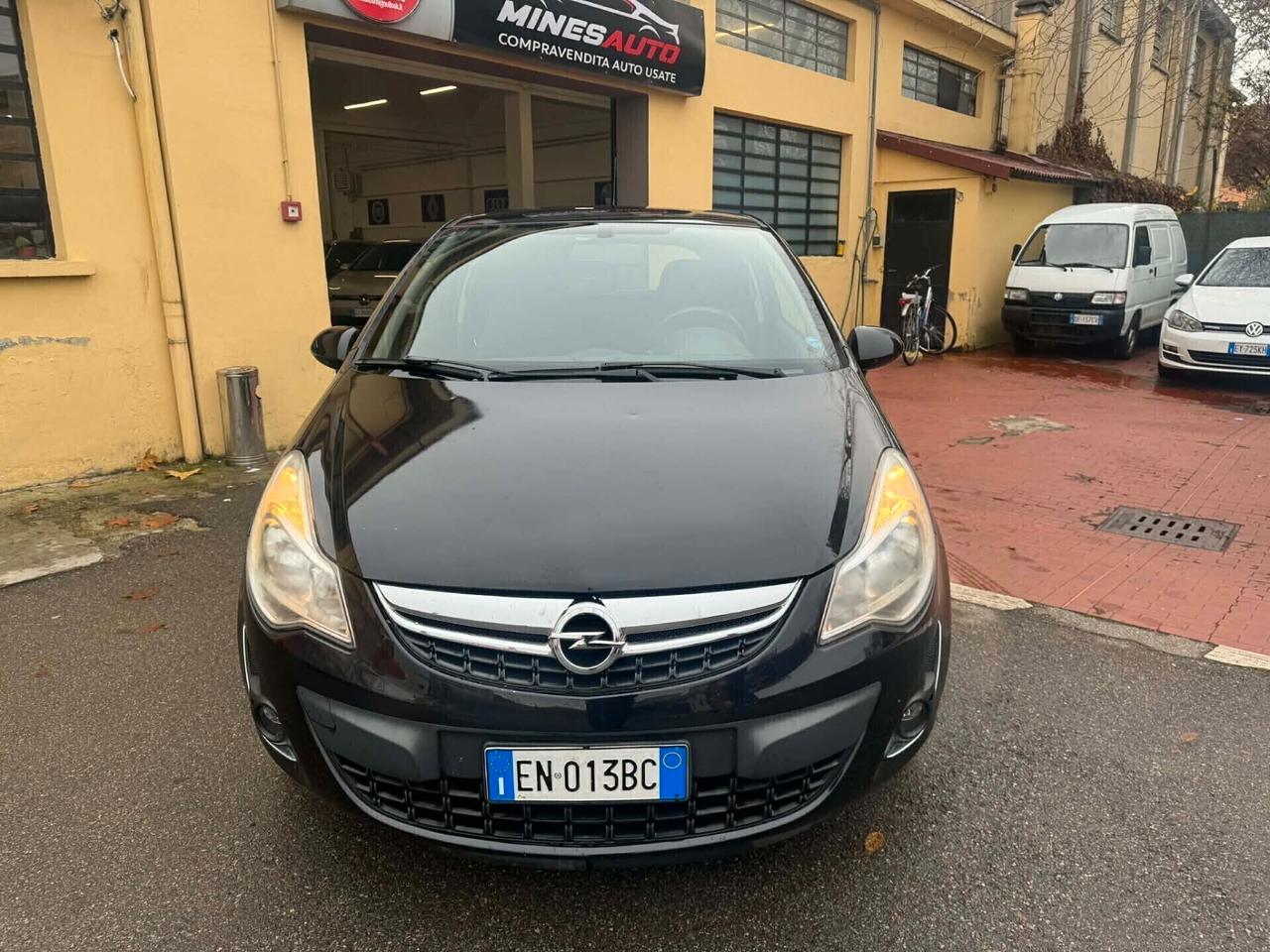 Opel Corsa 1.2 Benz/Metano 3 porte