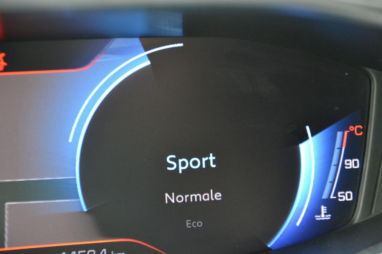 Peugeot 5008 1.5 HDi 130CV 7 POSTI AUT.**PREZZO REALE**UNIPRO'*