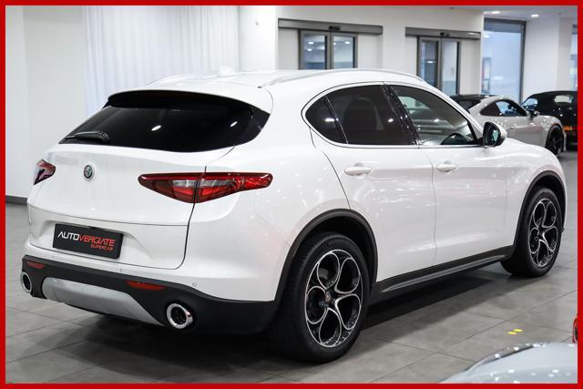 ALFA ROMEO Stelvio 2.0 TURBO 280 CV** AT8 Q4 Super
