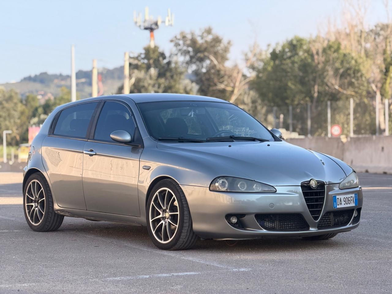 Alfa Romeo 147 1.9 JTD M-JET 16V 3 porte Dist.