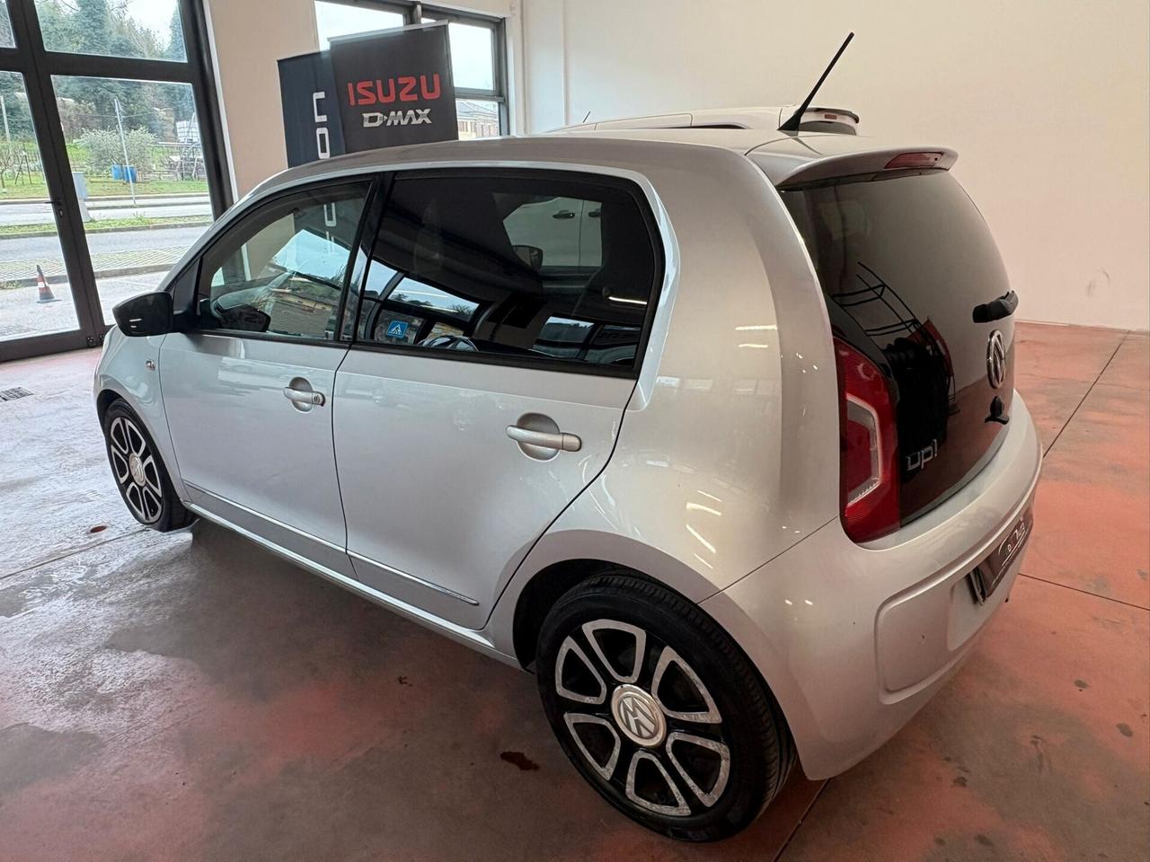 VOLKSWAGEN UP 1000 benzina CV 75 Km 41.384 certificati PER NEOPATENTATI Garanzia 12 mesi