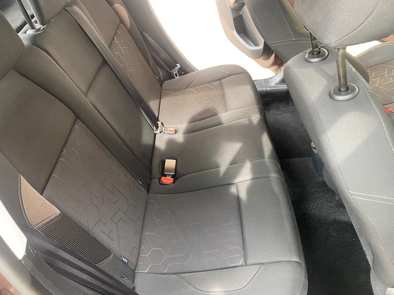 Peugeot 2008 1.6 e-HDi 92 CV Stop&Start Active