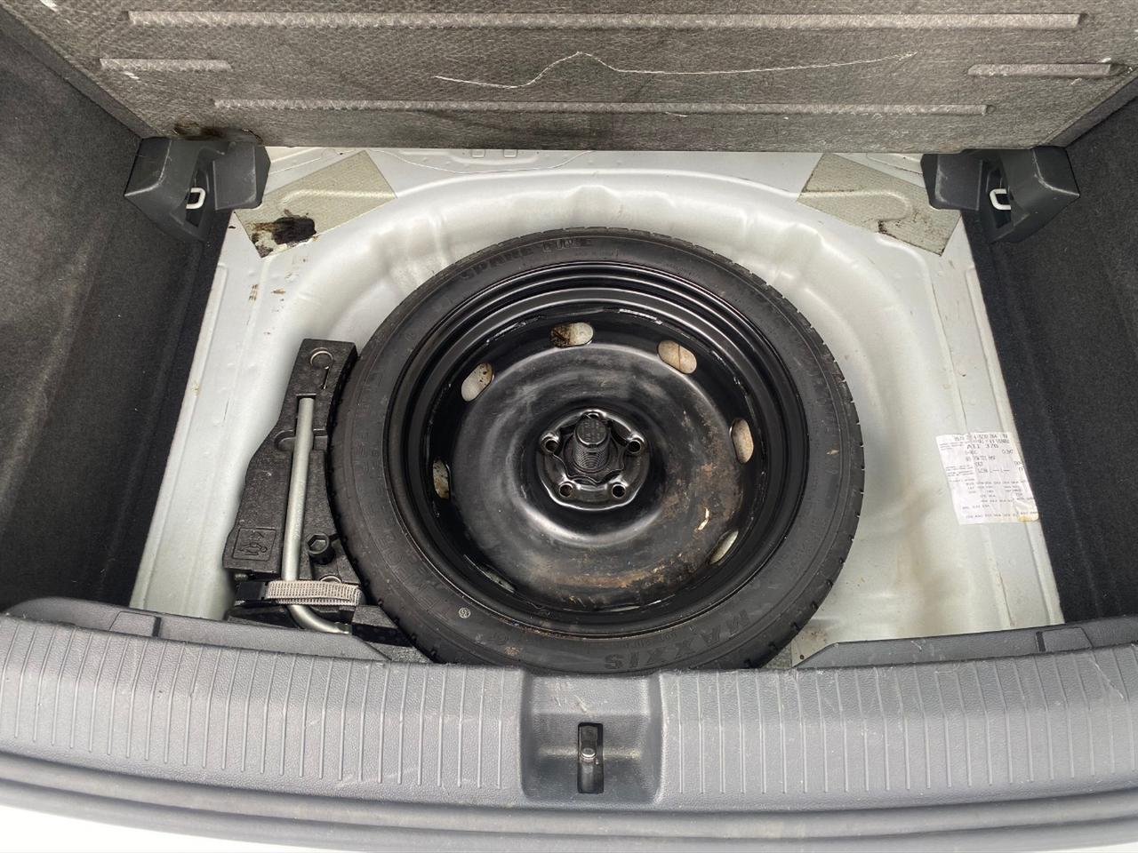 Volkswagen T-Roc 1.6 tdi business
