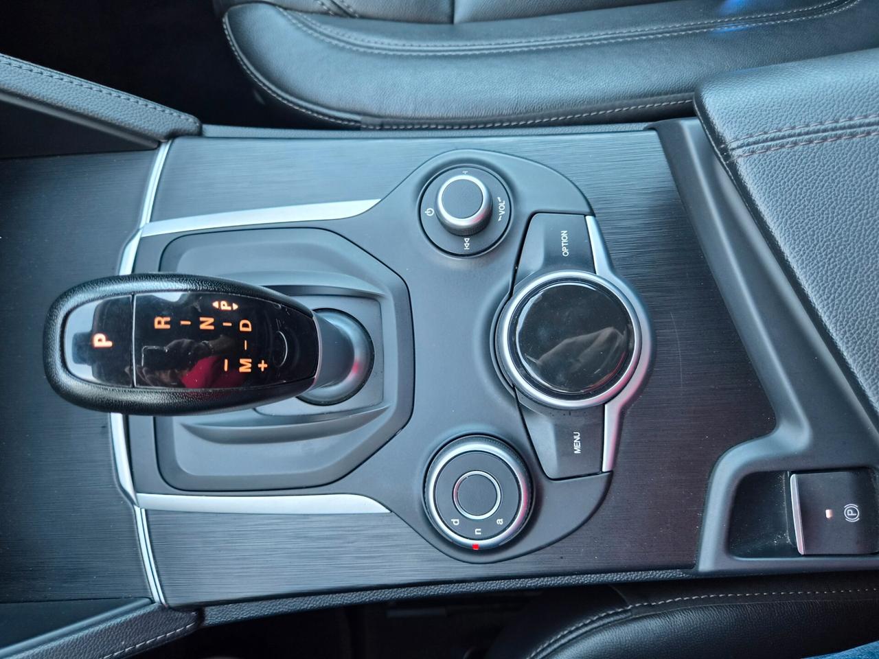 Alfa Romeo Stelvio 2.2 Turbodiesel 180 CV AT8 RWD Executive
