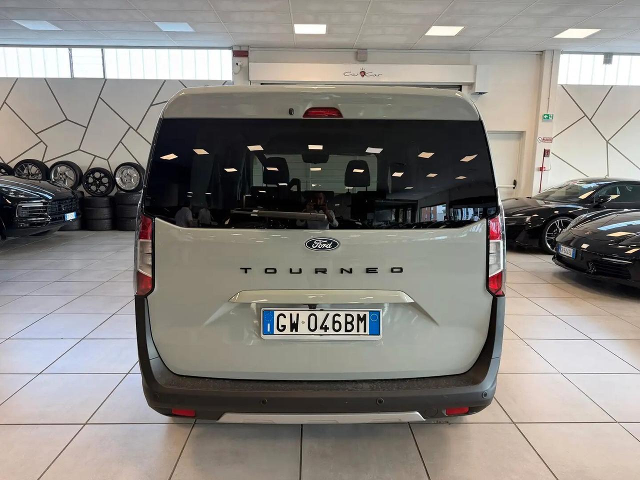 Ford Tourneo Courier 1.0 EcoBoost Active