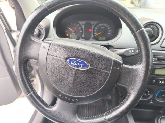 FORD Fiesta 1.4 16V 5p. Ghia