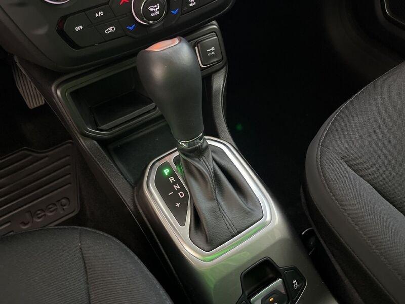 Jeep Renegade 2019 1.5 turbo t4 mhev Limited 2wd 130cv dct