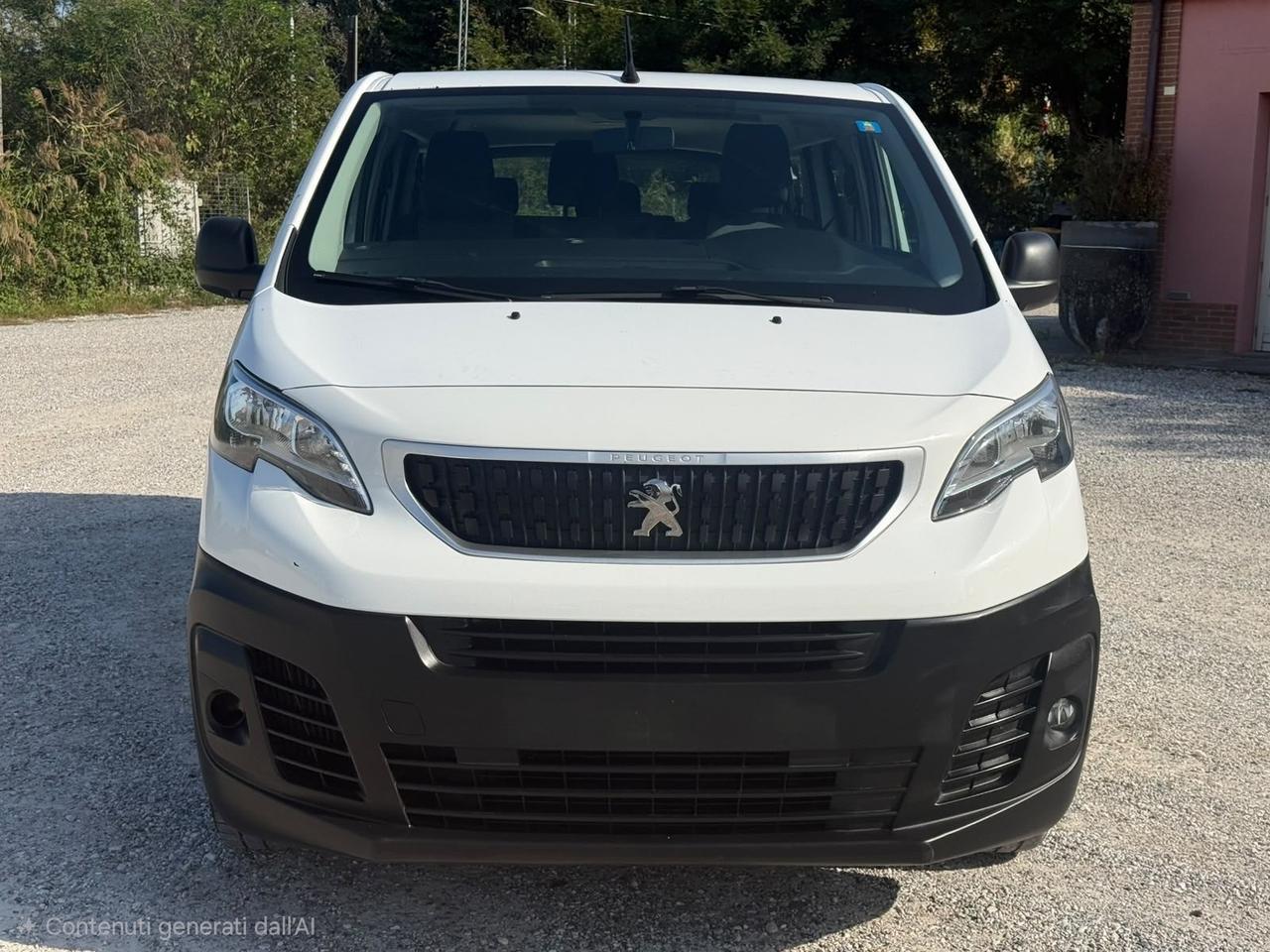 Peugeot Traveller BlueHDi 120 S&S Long Allure