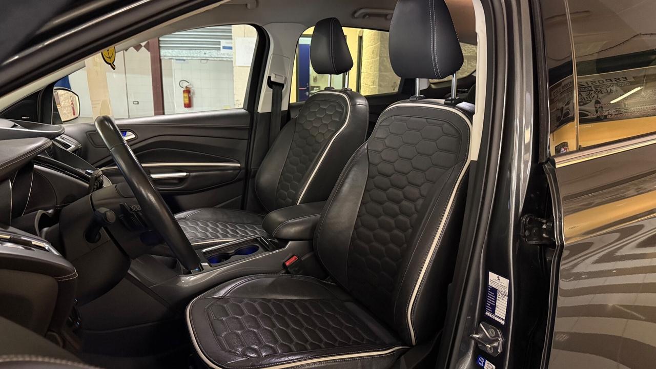 Ford Kuga 2.0 TDCI 180 CV S&S 4WD Powershift Vignale