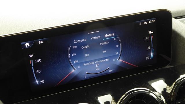 MERCEDES-BENZ GLA 180 d Automatic Progressive Advanced