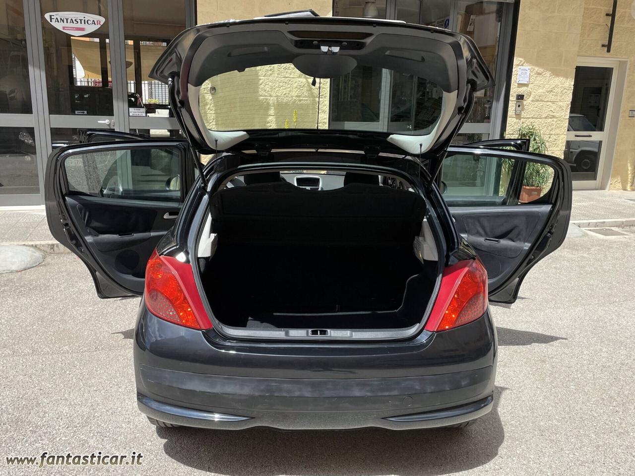 Peugeot 207 1.4 HDi 70CV 5p. Energie Sport