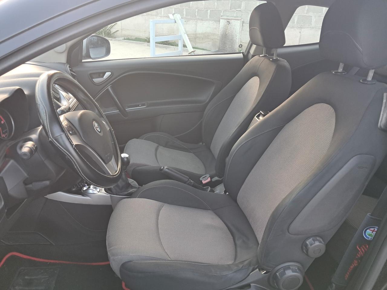 Alfa Romeo MiTo 1.6 JTDm-2 120cv Distinctive