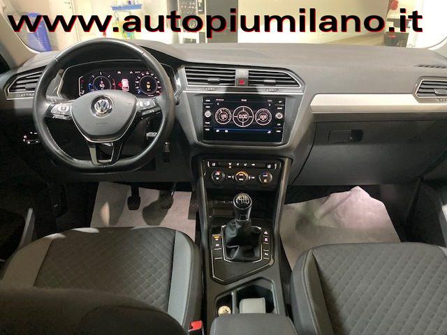 VOLKSWAGEN Tiguan 1.6 TDI SCR Sport BlueMotion Technology R-Line