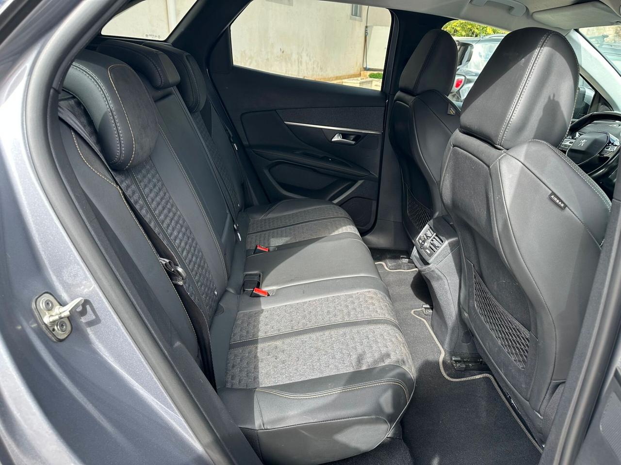 Peugeot 3008 1.5 BlueHDi S&S Allure 131 cv - 2021