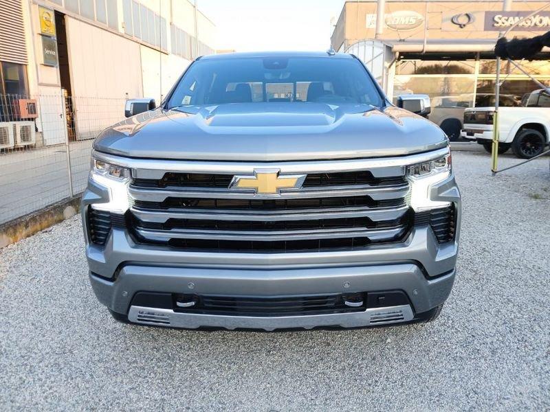 Chevrolet Silverado Silverado crew cab 3.0 i6 duramax td High Country 305cv auto