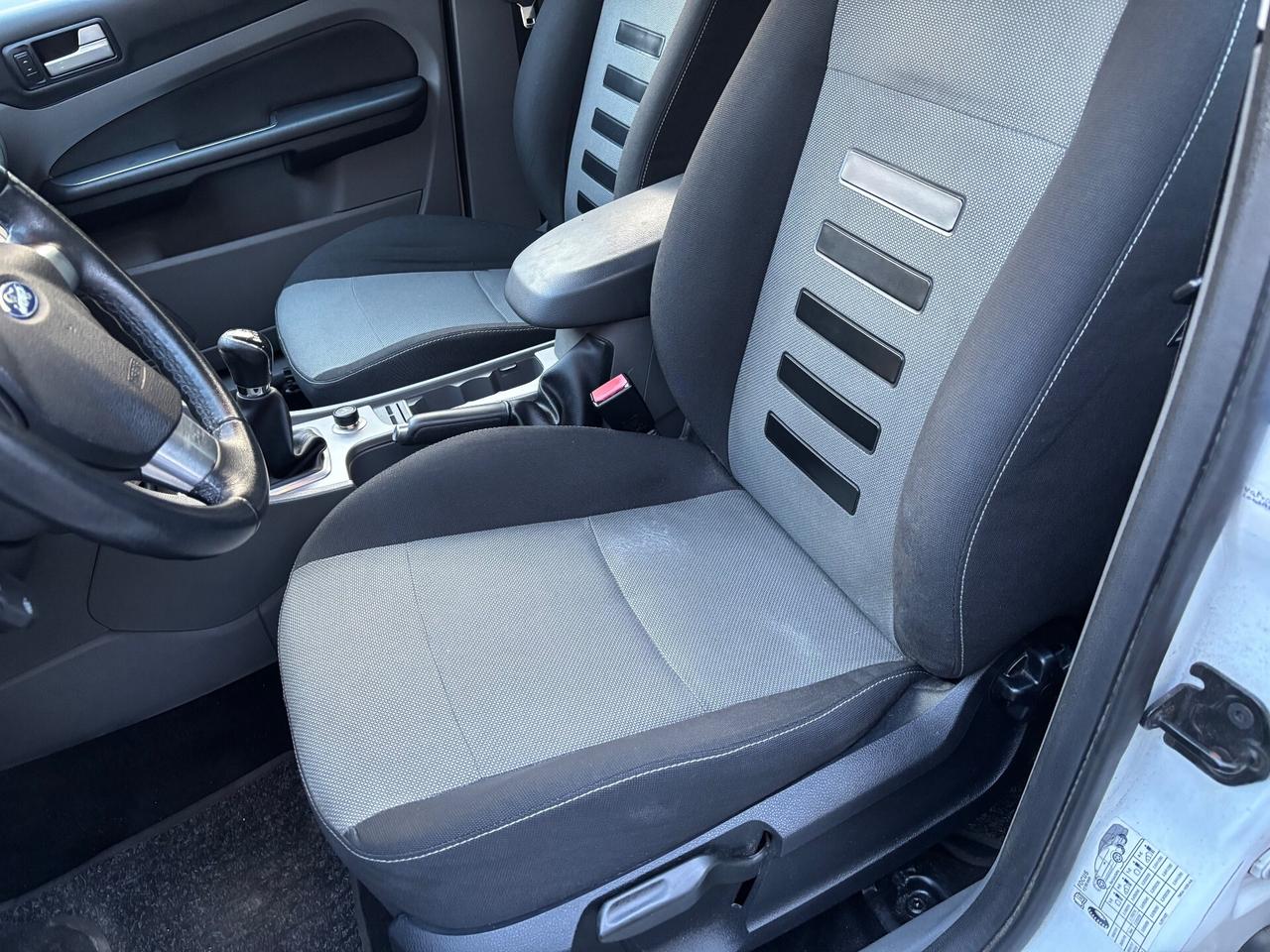 Ford Focus 1.6 TDCi 110Cv titanium