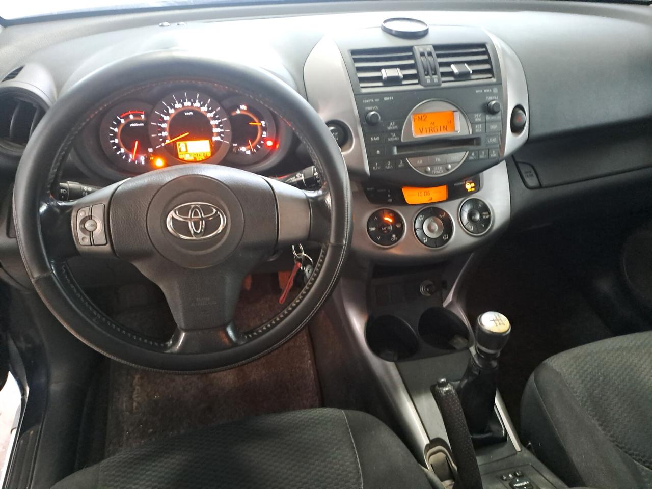 Toyota RAV 4 RAV4 2.2 D-4D 136 CV Luxury