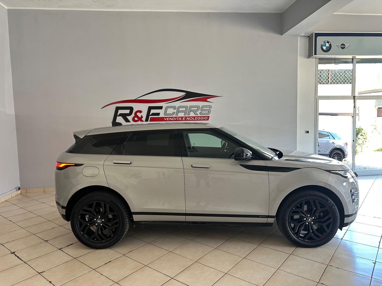 Land Rover Range Evoque 2.0D I4 180 CV AWD Auto R-Dynamic HSE