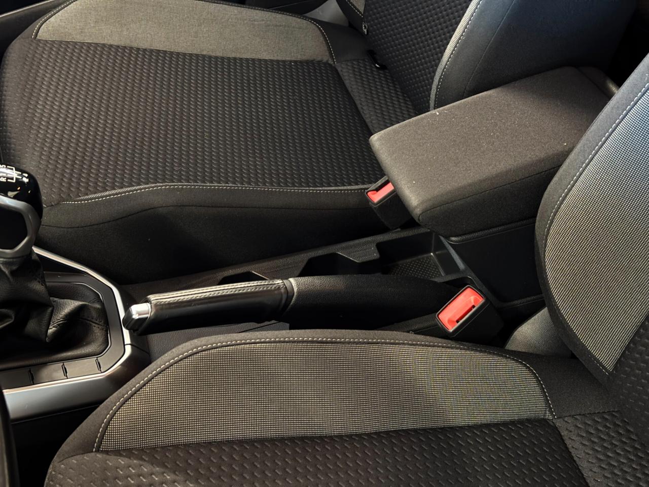 VOLKSWAGEN POLO 1.0cc 95Cv Benzina