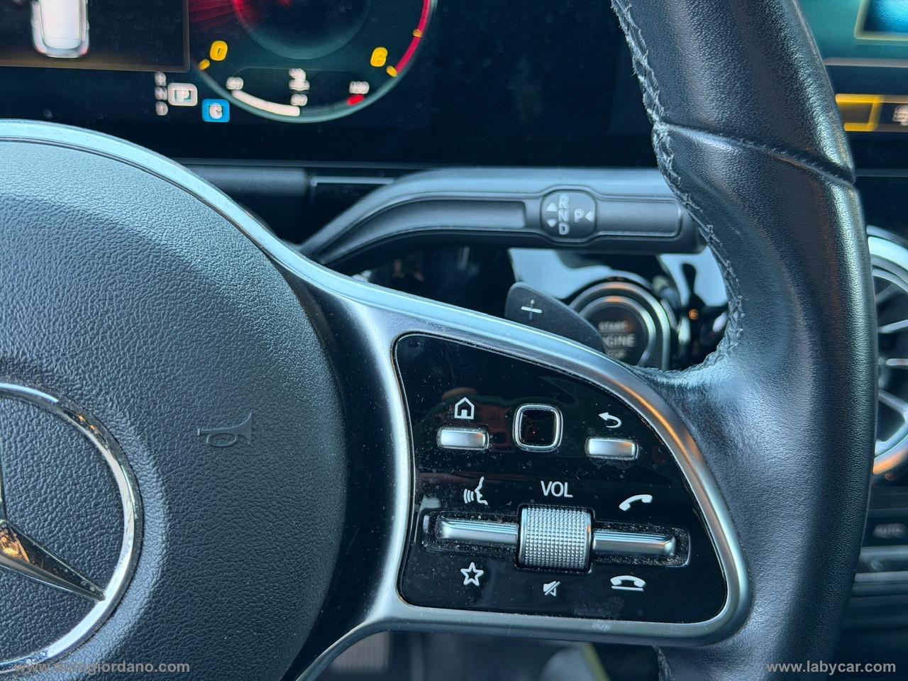 MERCEDES-BENZ GLA 200 d Automatic 4Matic Sport Plus GANCIO TRAINO VERTICALE MERCEDES