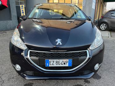 Peugeot 208 1.4 HDi 68 CV 5 porte Allure OK NEOPATENTATI