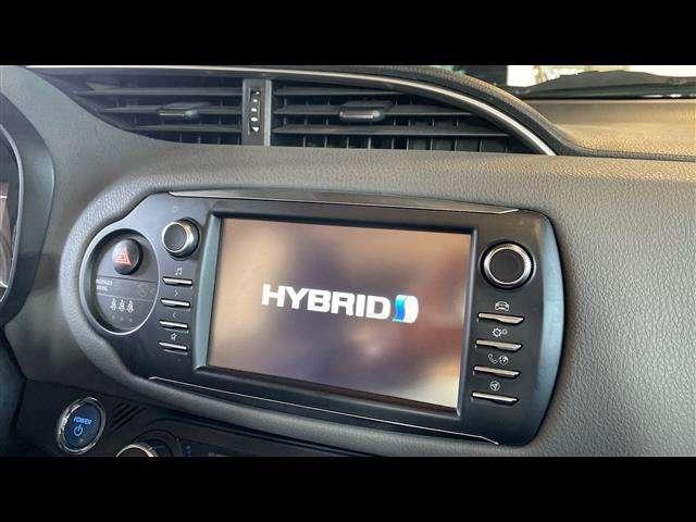 Toyota Yaris 5 Porte 1.5 VVT-i Hybrid Active e-CVT my18