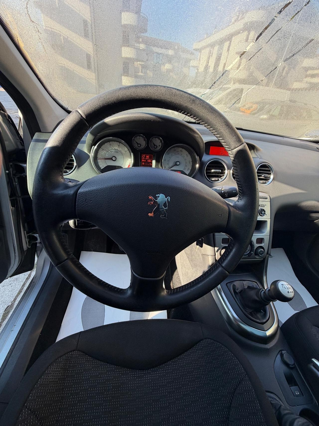 Peugeot 308 1.6 HDi 90CV SW Premium