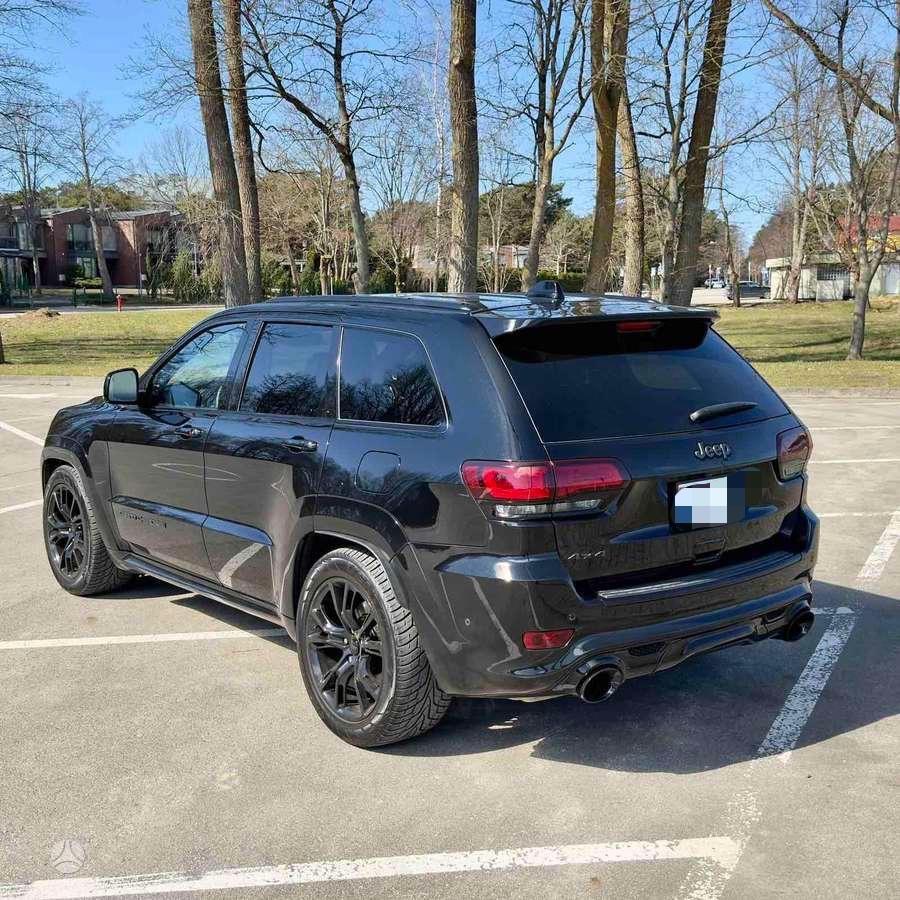 Jeep Grand Cherokee 5.7 HEMI