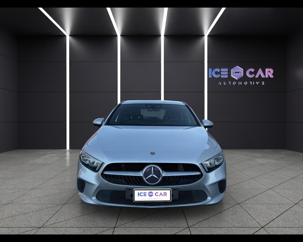 Mercedes-Benz Classe A (W177) - A 180 d Automatic Business