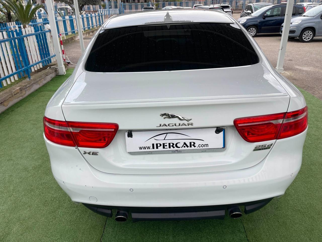 Jaguar XE 2.0 D 240 CV AWD aut. Portfolio