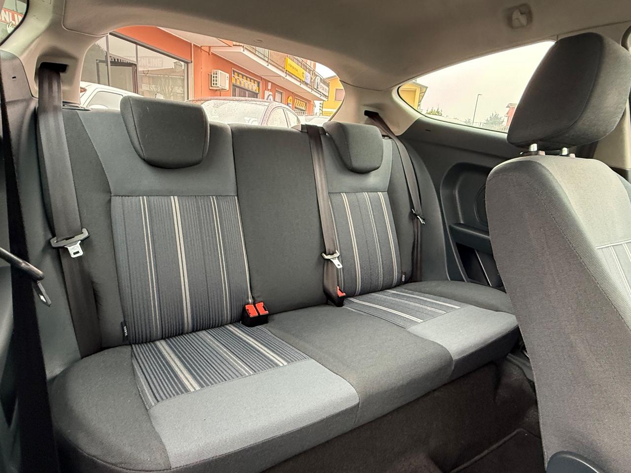 Ford Fiesta 1.4 3 porte Bz.- GPL Titanium