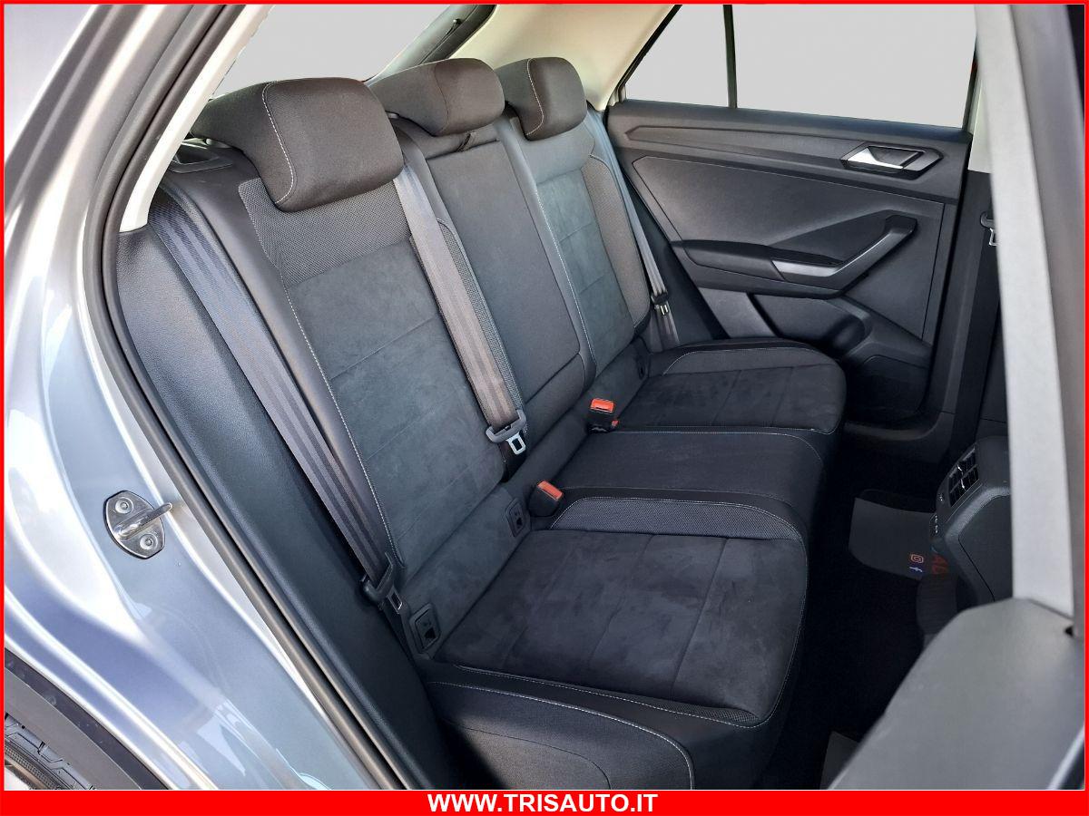VOLKSWAGEN T-Roc 1.0 Tsi Style NEOPATENTATI (FULL LED+NAVI)