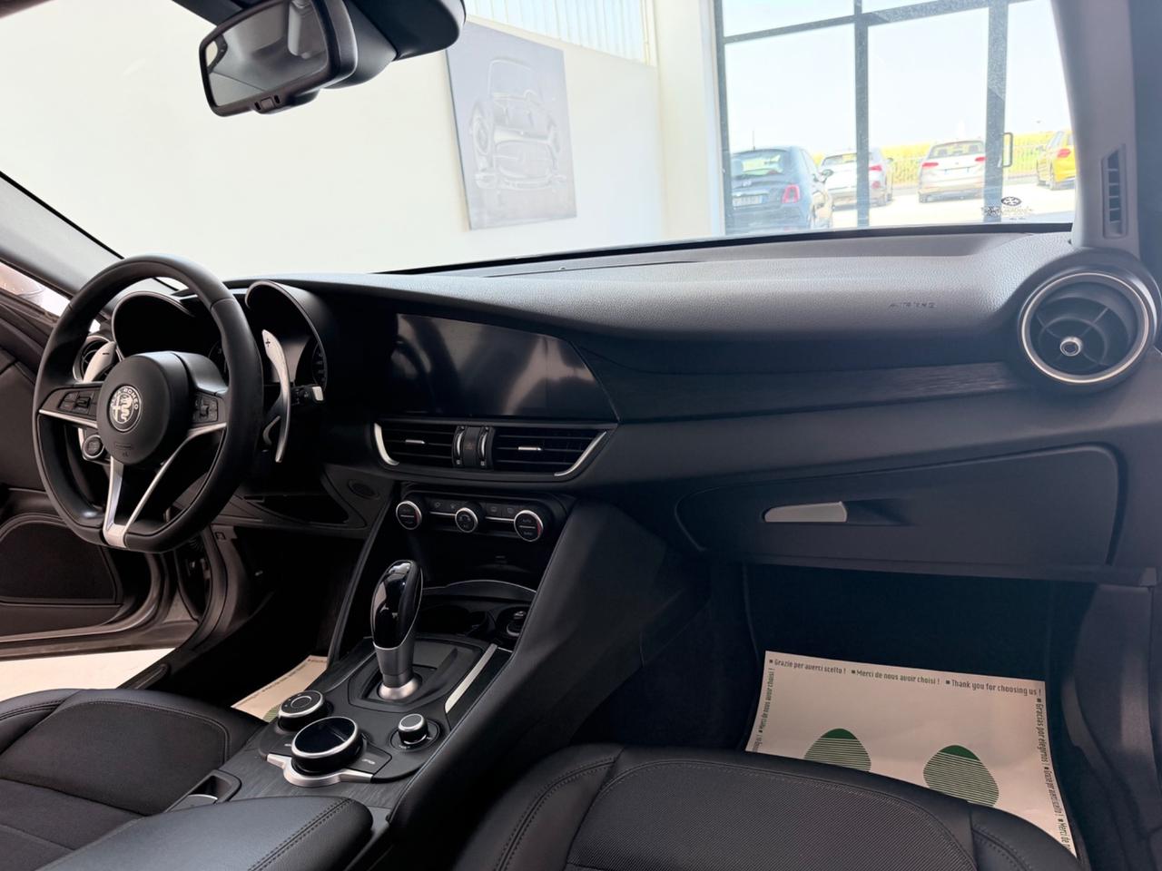 Alfa Romeo Giulia 2.2 Turbodiesel 180 CV AT8 Eco Business