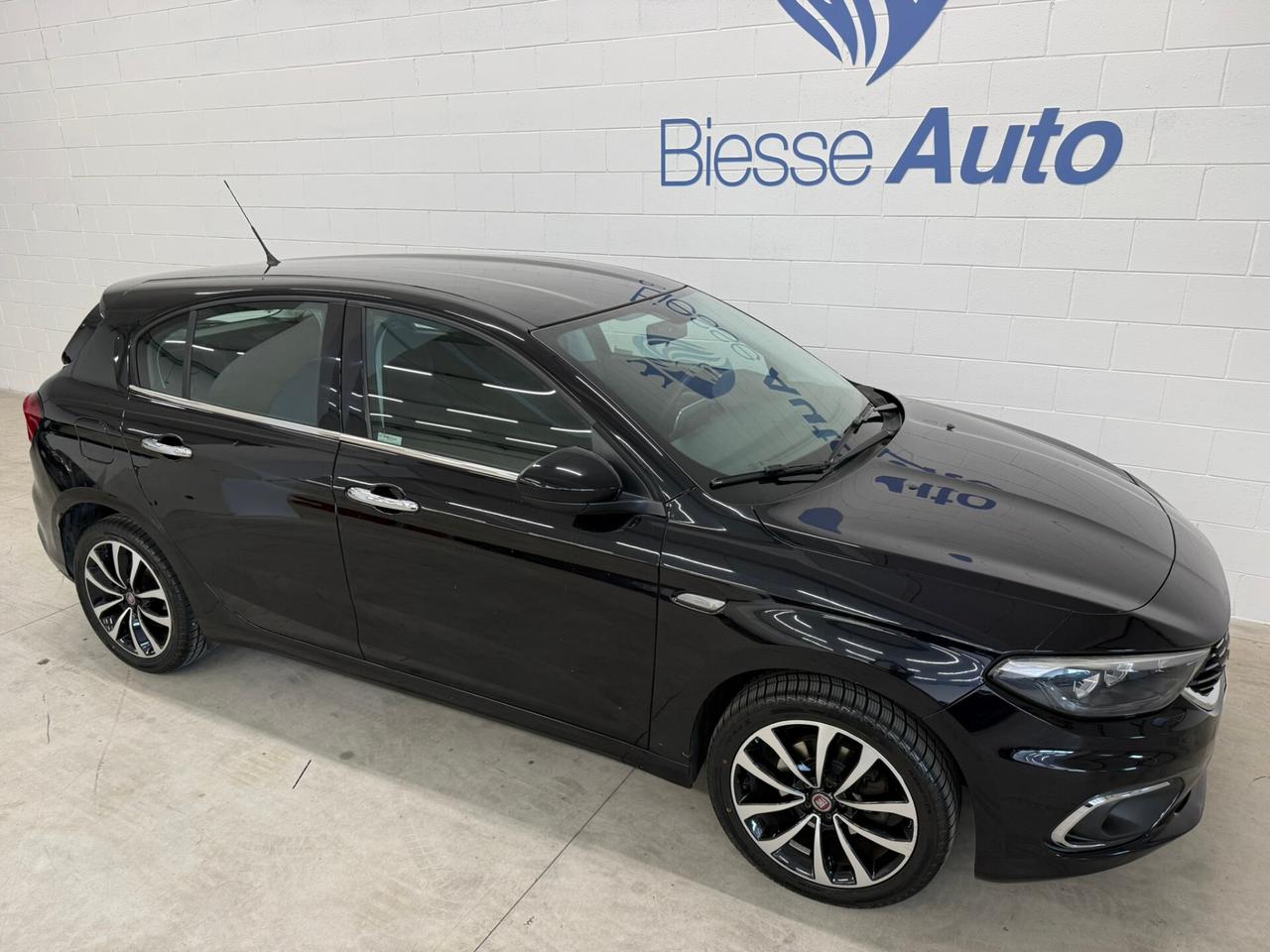 Fiat Tipo 1.6 Mjt S&S 5 porte S-Design