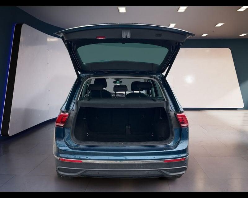 Volkswagen Tiguan II 2021 2.0 tdi scr Life 4motion 150cv dsg