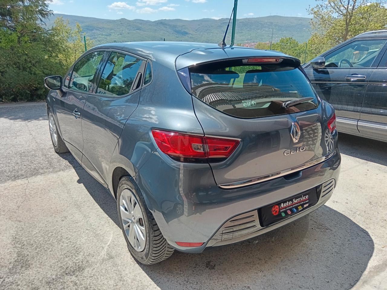Renault Clio 1.2 75CV LIMITED NUOVISSIMA
