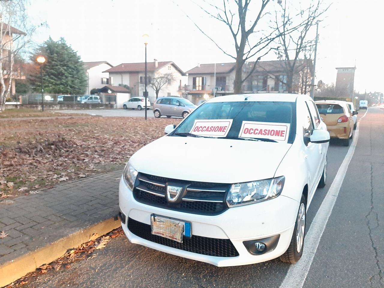 Dacia Sandero 1.2 GPL 75CV Lauréate IDEALE PER NEO PATENTATI