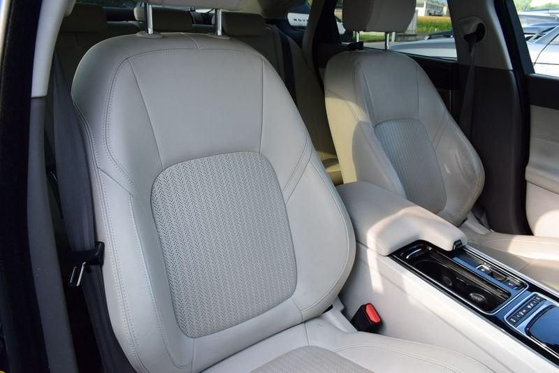 Jaguar XF XF 2.0 D 180 CV AWD aut. Prestige Business MOTORE ROTTO