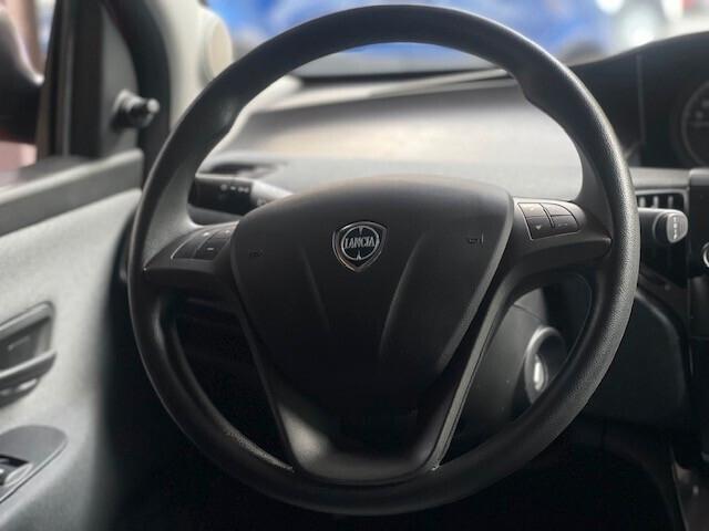 Lancia Ypsilon 1.0 FireFly 5 porte S&S Hybrid Ecochic Gold
