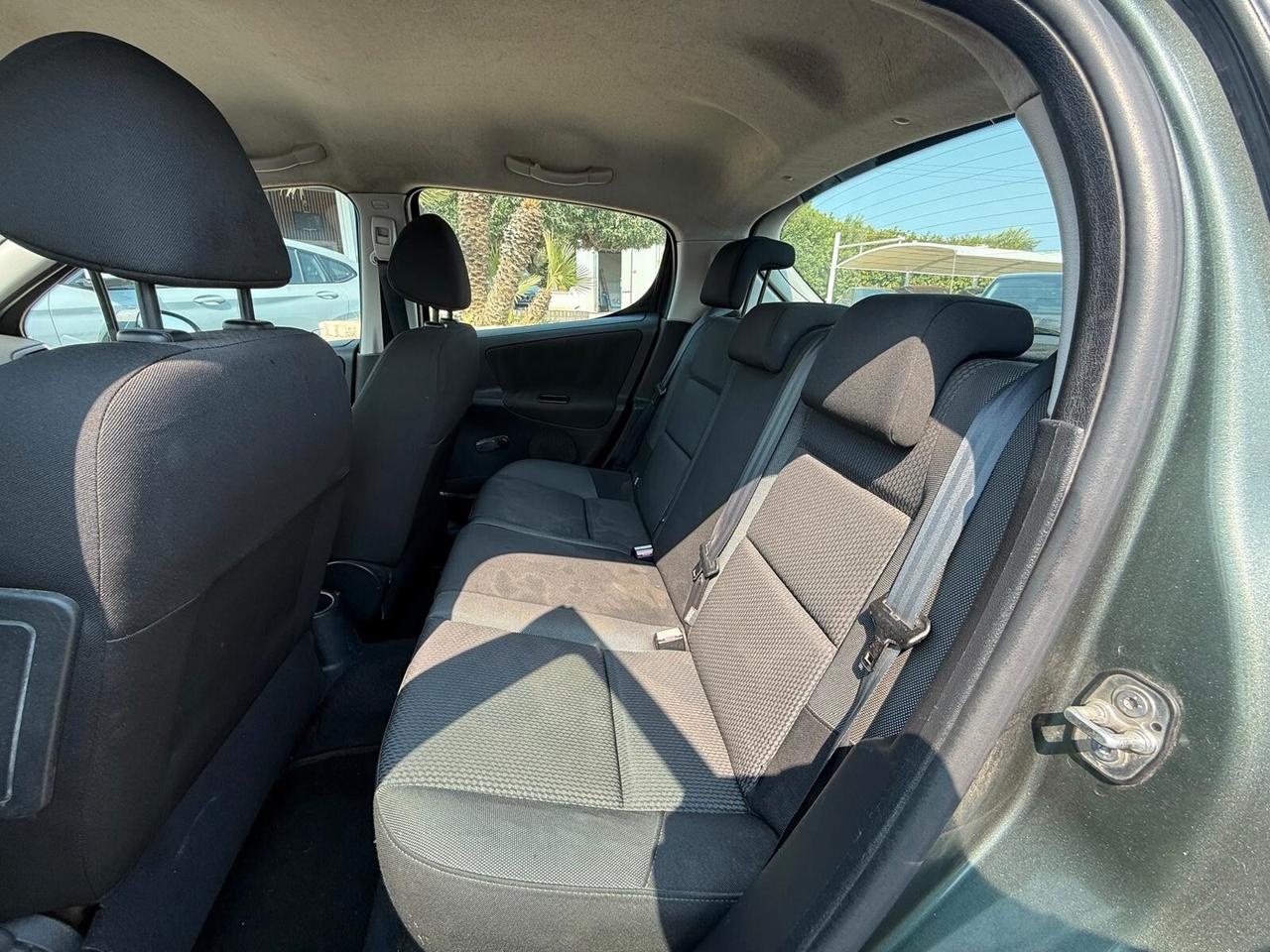 Peugeot 207 1.4 HDi 70CV 5p. * Ok Neopatentati*