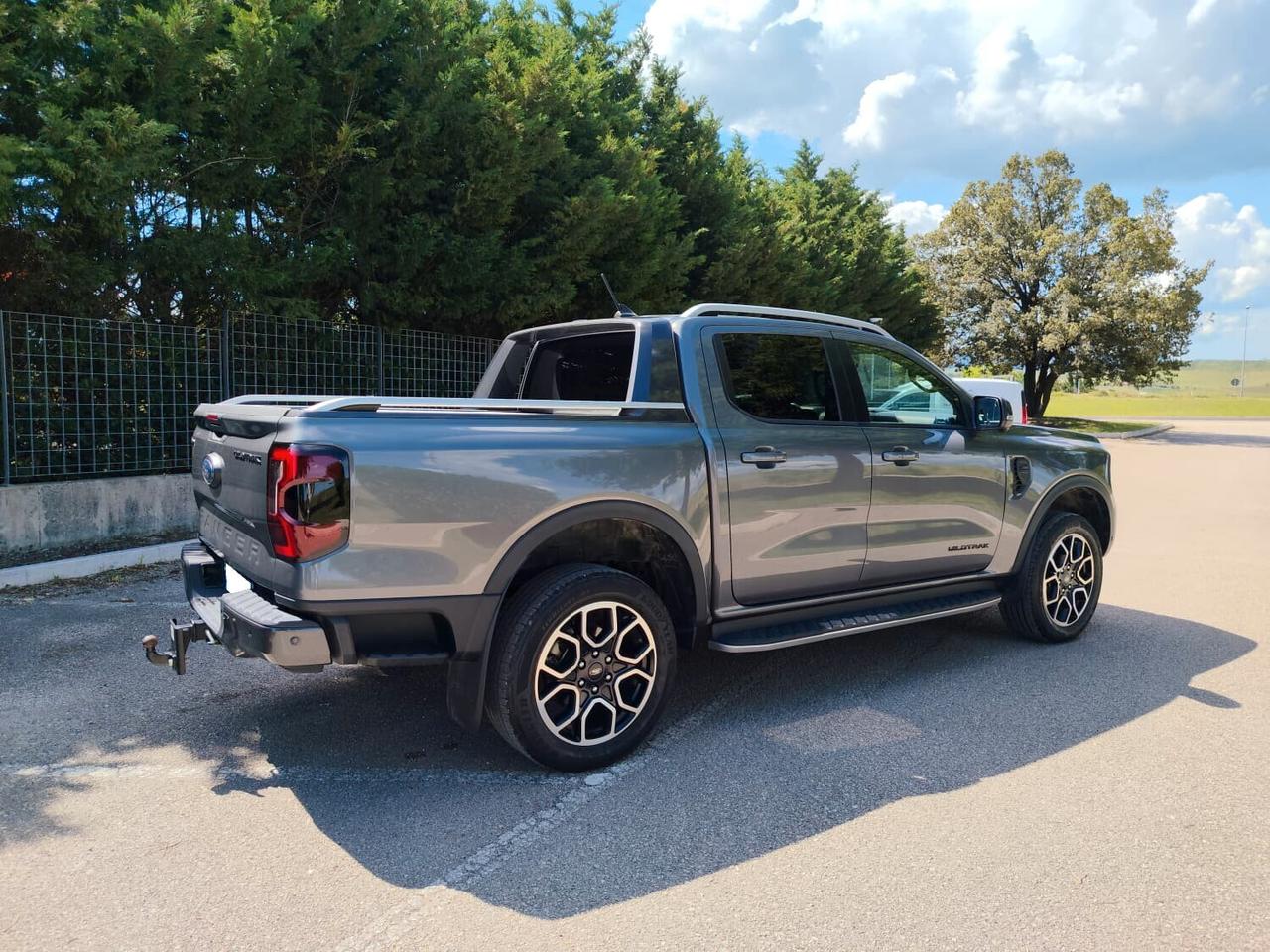 + IVA - Ford Ranger 2.0 ECOBLUE aut. 205 CV DC Wildtrak X Autocarro