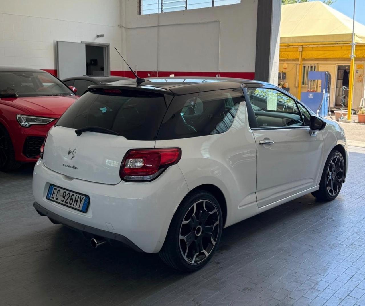 Citroen DS3 DS 3 1.4 VTi 95 Just Black (70 kw)