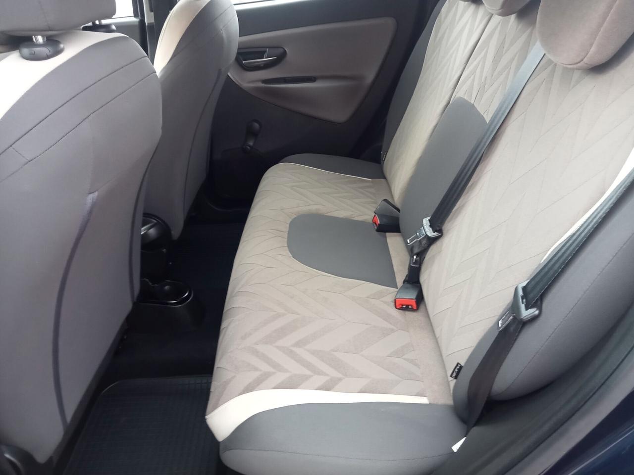 Lancia Ypsilon 1.2 69 CV 5 porte GPL Ecochic Gold