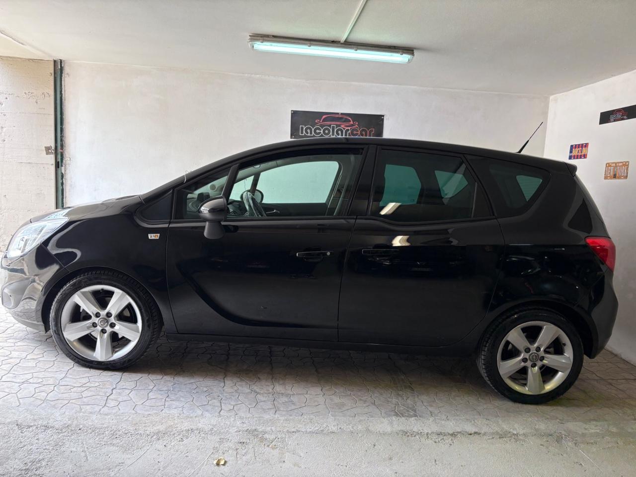 Opel Meriva 1.4 16V GPL-TECH Club