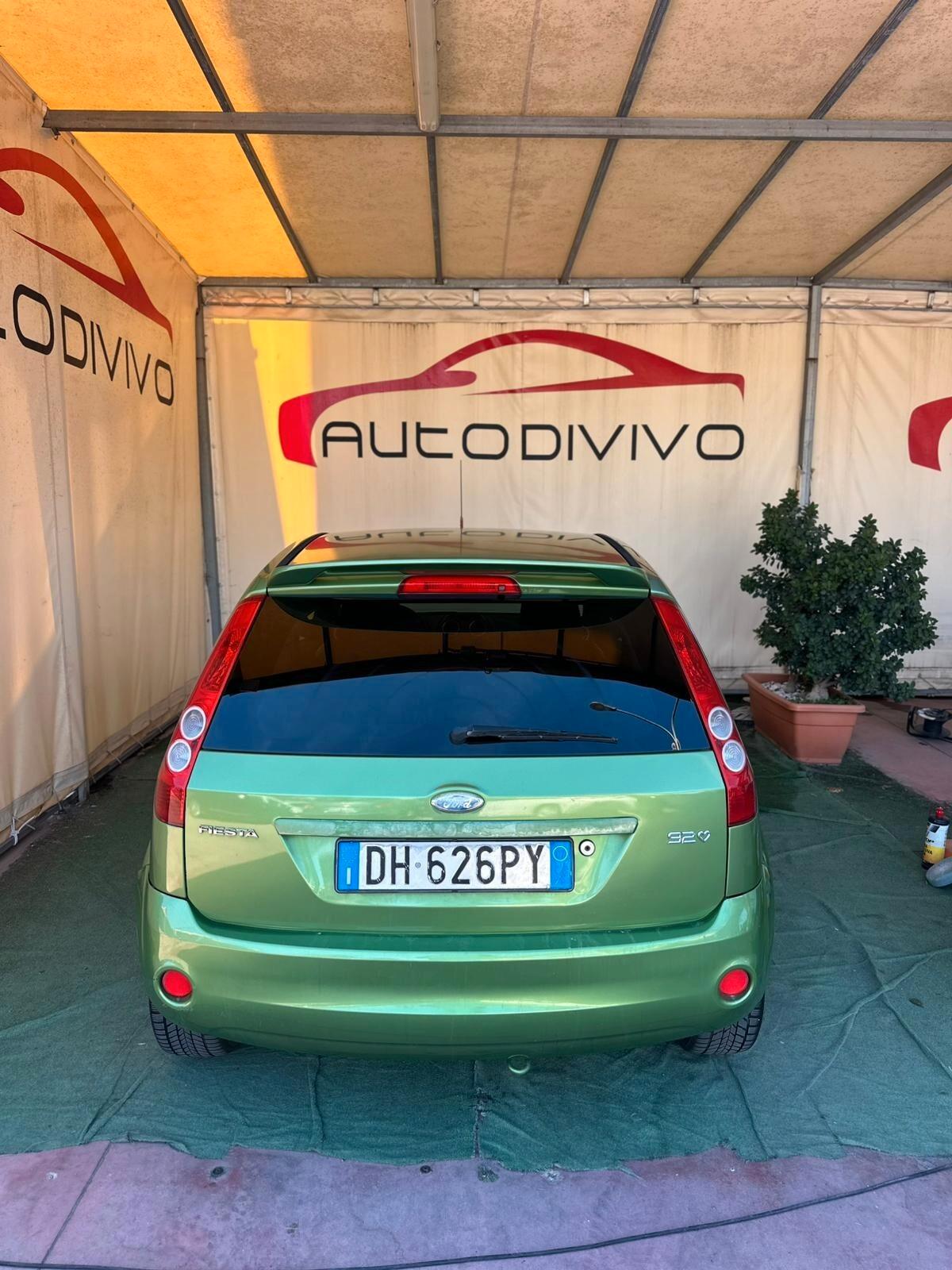 Ford Fiesta 1.2 16V 3p. Ghia