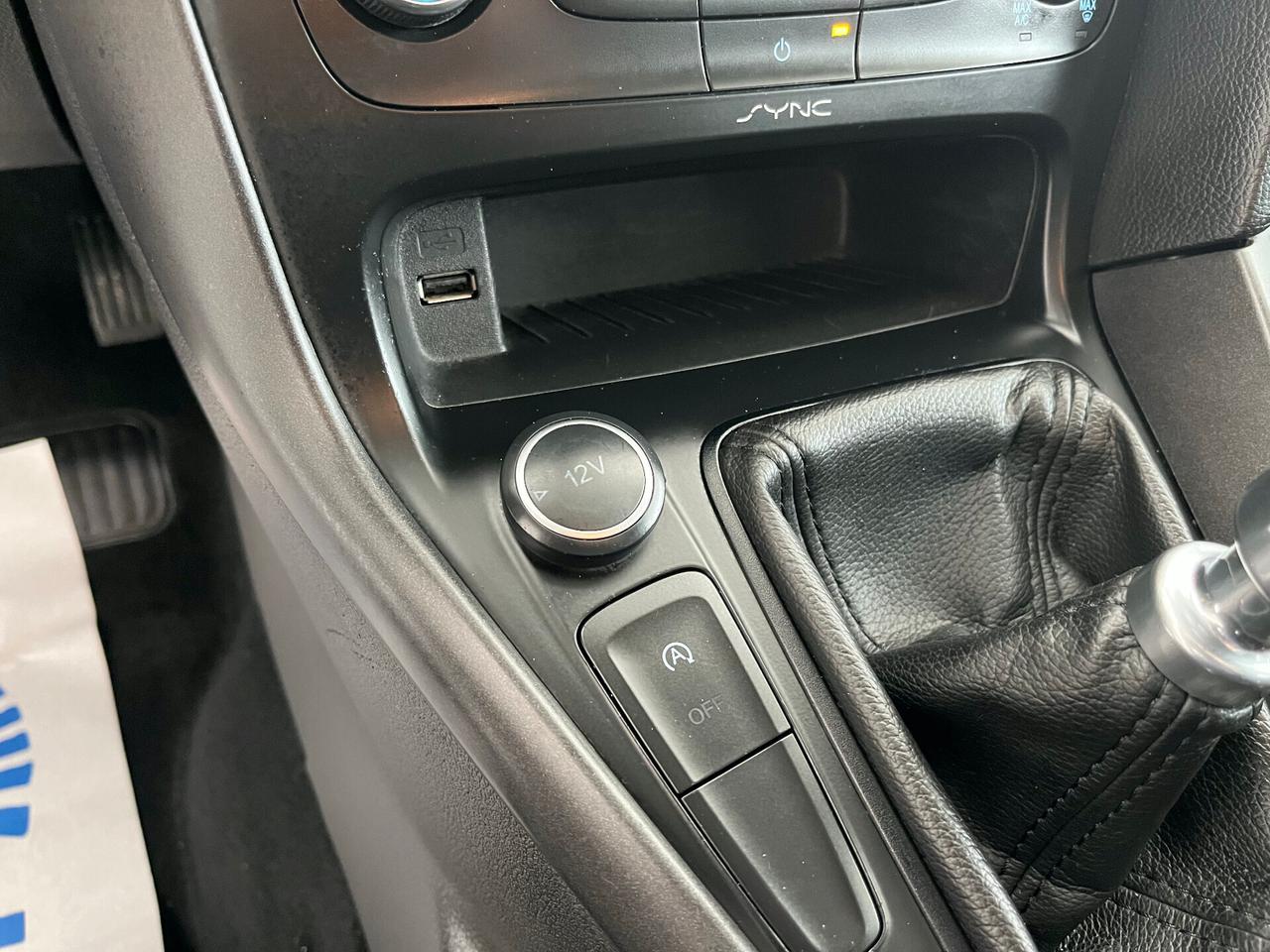 Ford Focus 1.5 TDCi 120 CV BERLINA